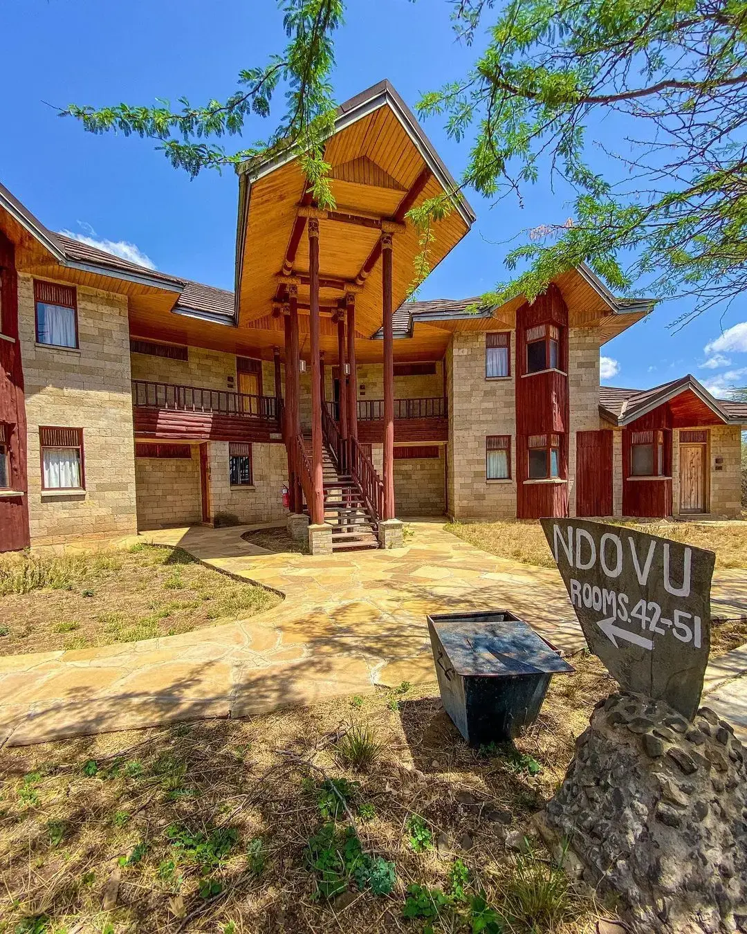 Samburu Simba Lodge in Northern Kenya